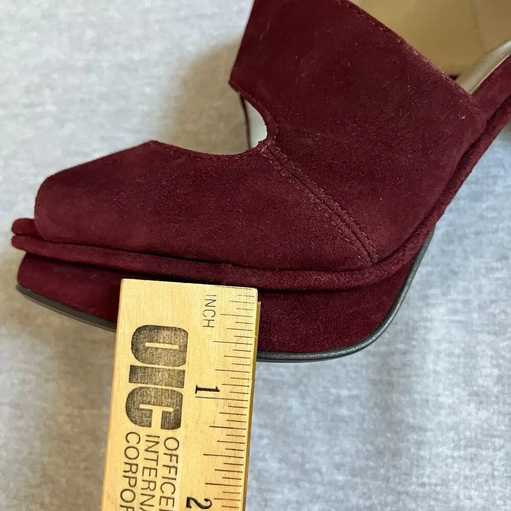 MICHAEL Michael Kors Burgundy Suede/Leather Heels, Never worn. Size 7 - Picture 10 of 12